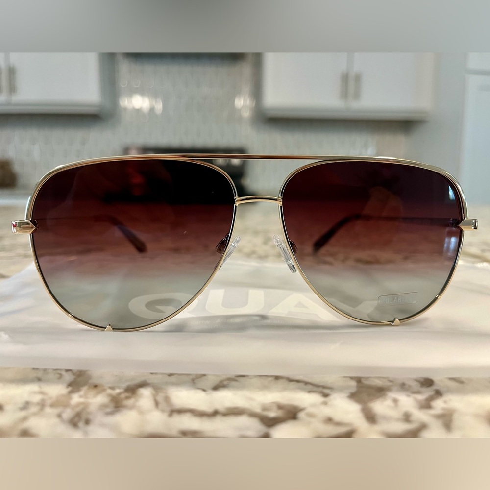 Quay Australia High Key Aviator Sunglasses - Gold and Brown